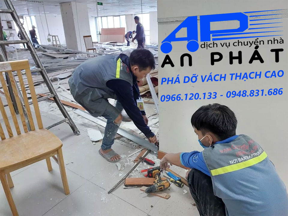 Phá dỡ vách thạch cao